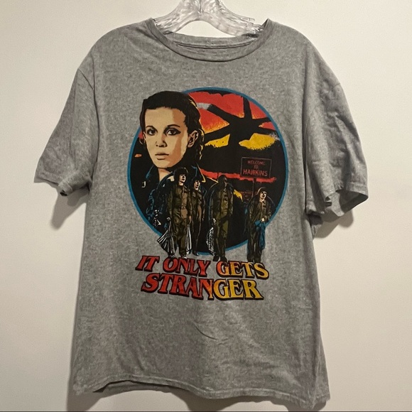 STRANGER THINGS It Only Gets Stranger Graphic Cotton Tee Shirt - Picture 1 of 6